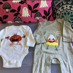 Halloween Onsies 0-3 Months Baby NWOT Old Navy